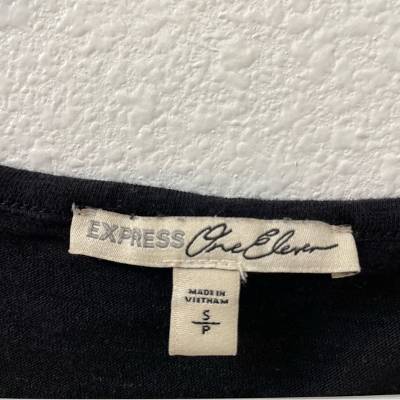 Express t shirt black small - Picture 2 of 3